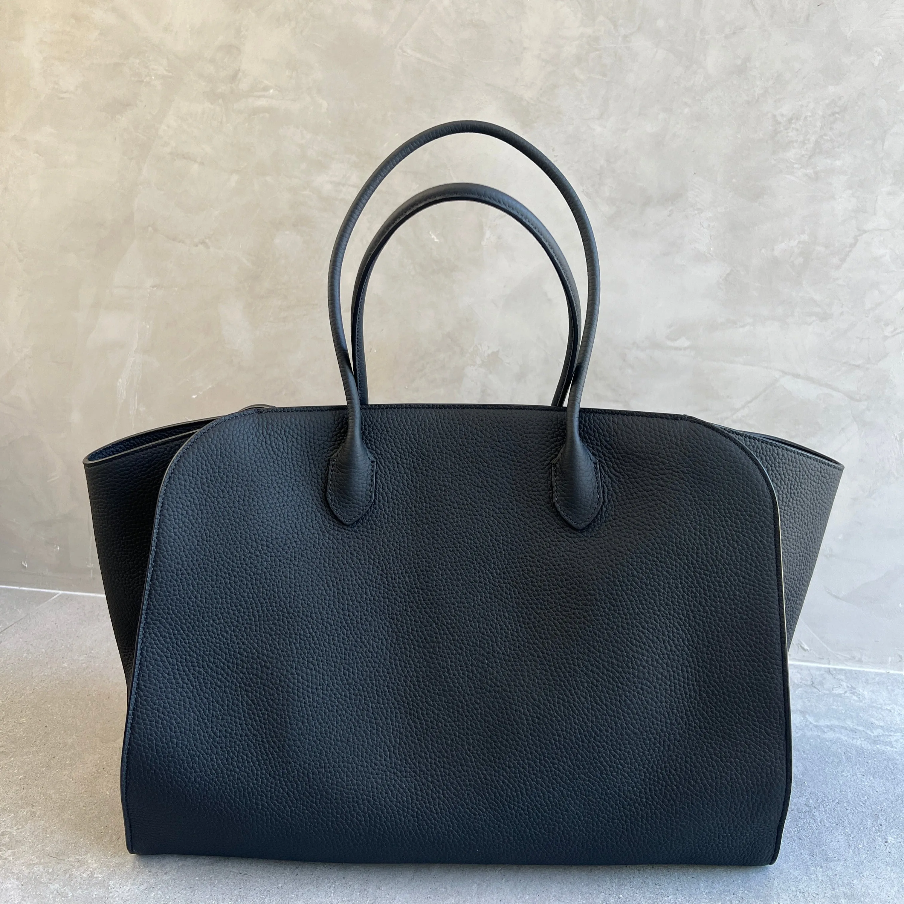 Marlo Tote, Grained, Black
