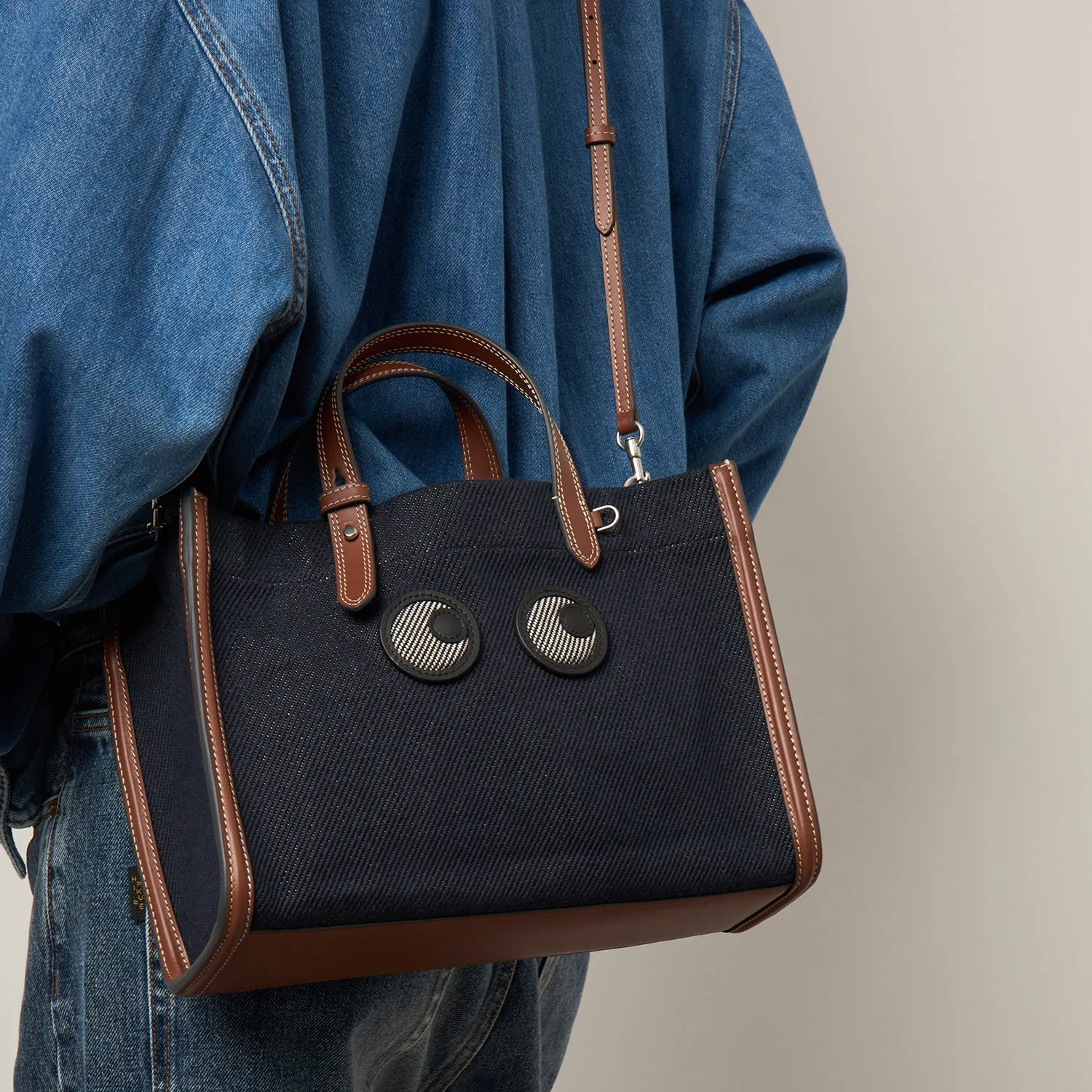 Mini E/W Eyes Tote