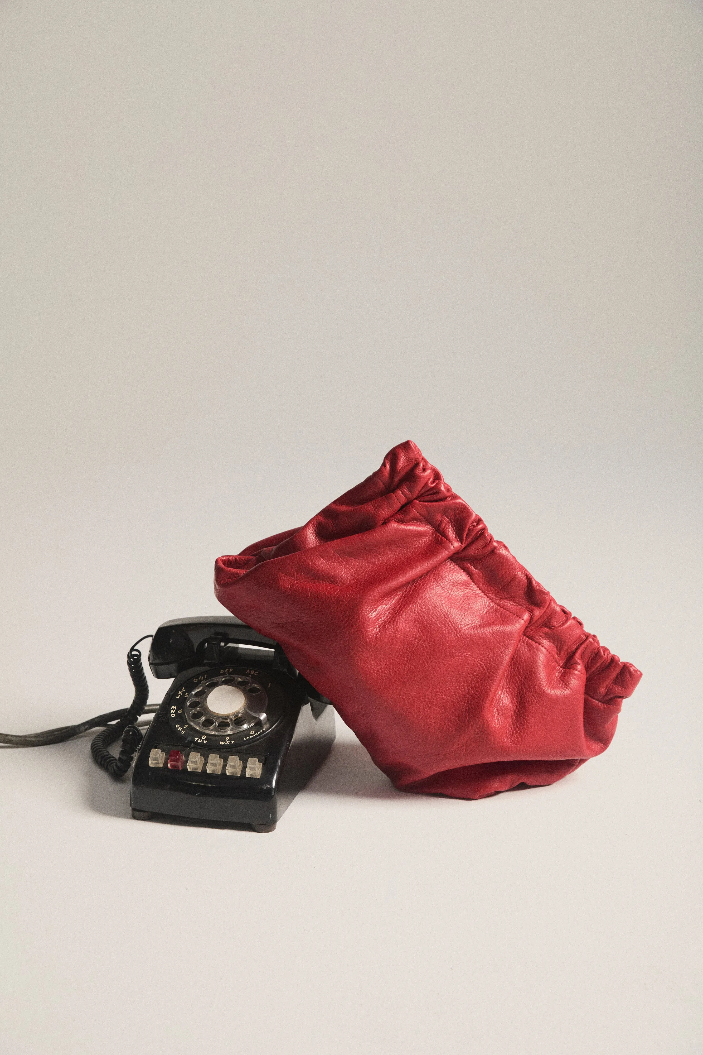 Mochi - Heritage "Broken-In" Leather Red
