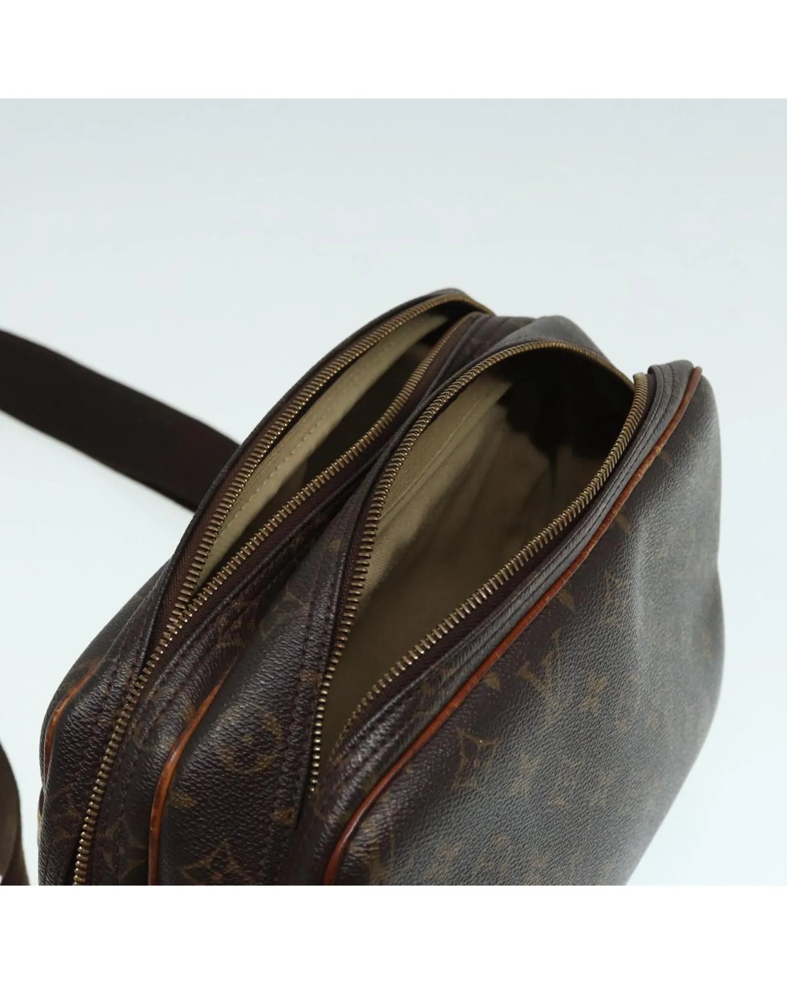 Monogram Canvas Pochette Shoulder Bag M51873