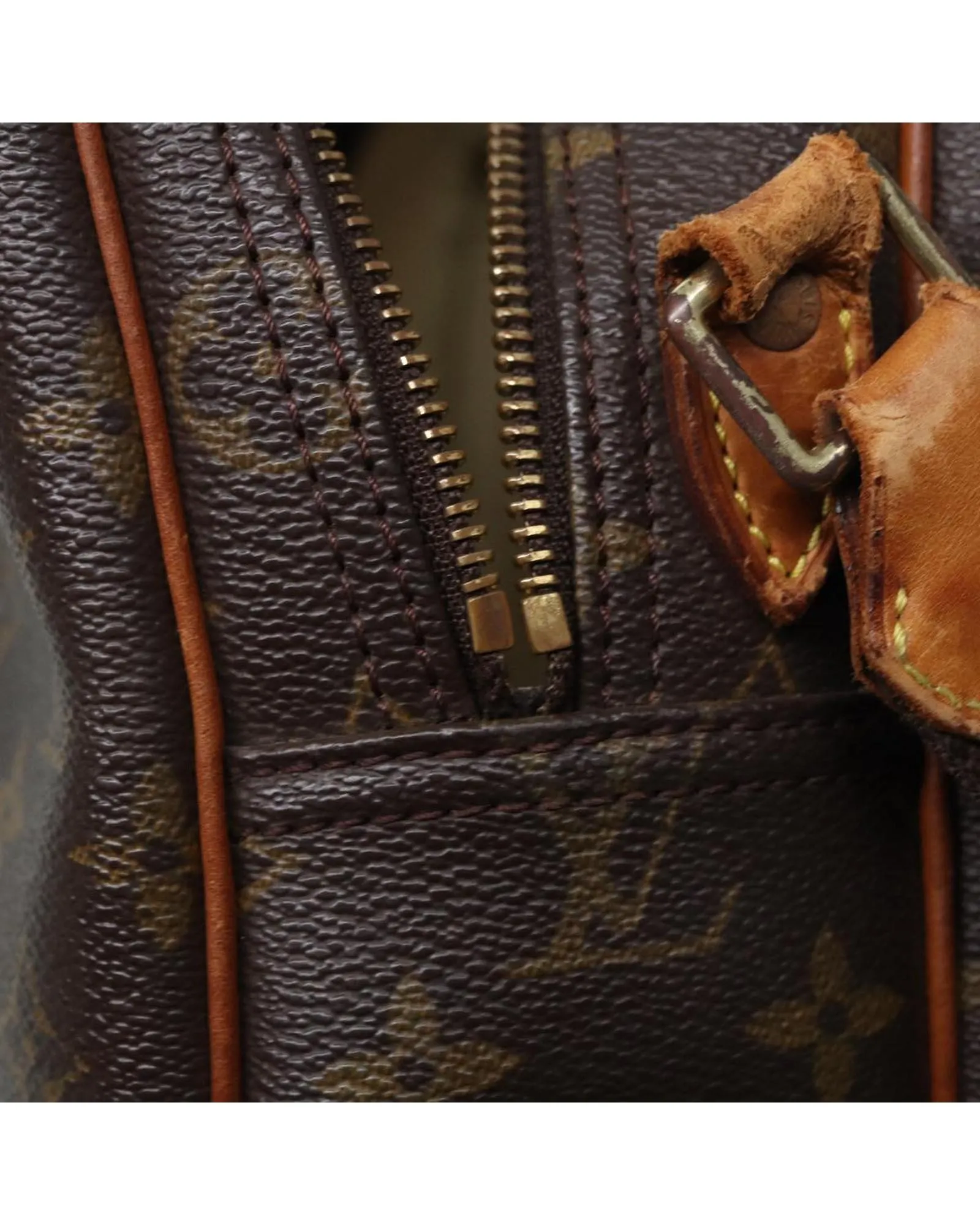 Monogram Canvas Pochette Shoulder Bag M51873
