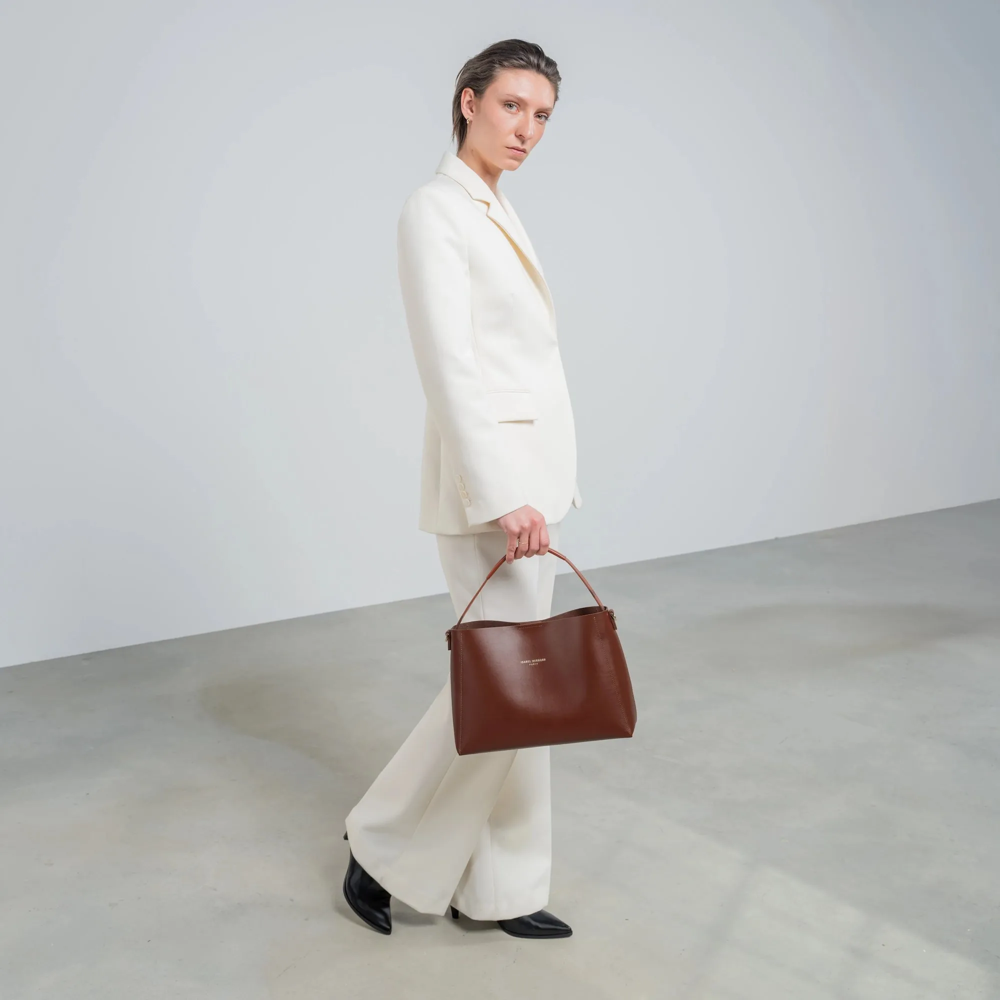 Montmartre Batrice cognac vegetable tanned leather handbag