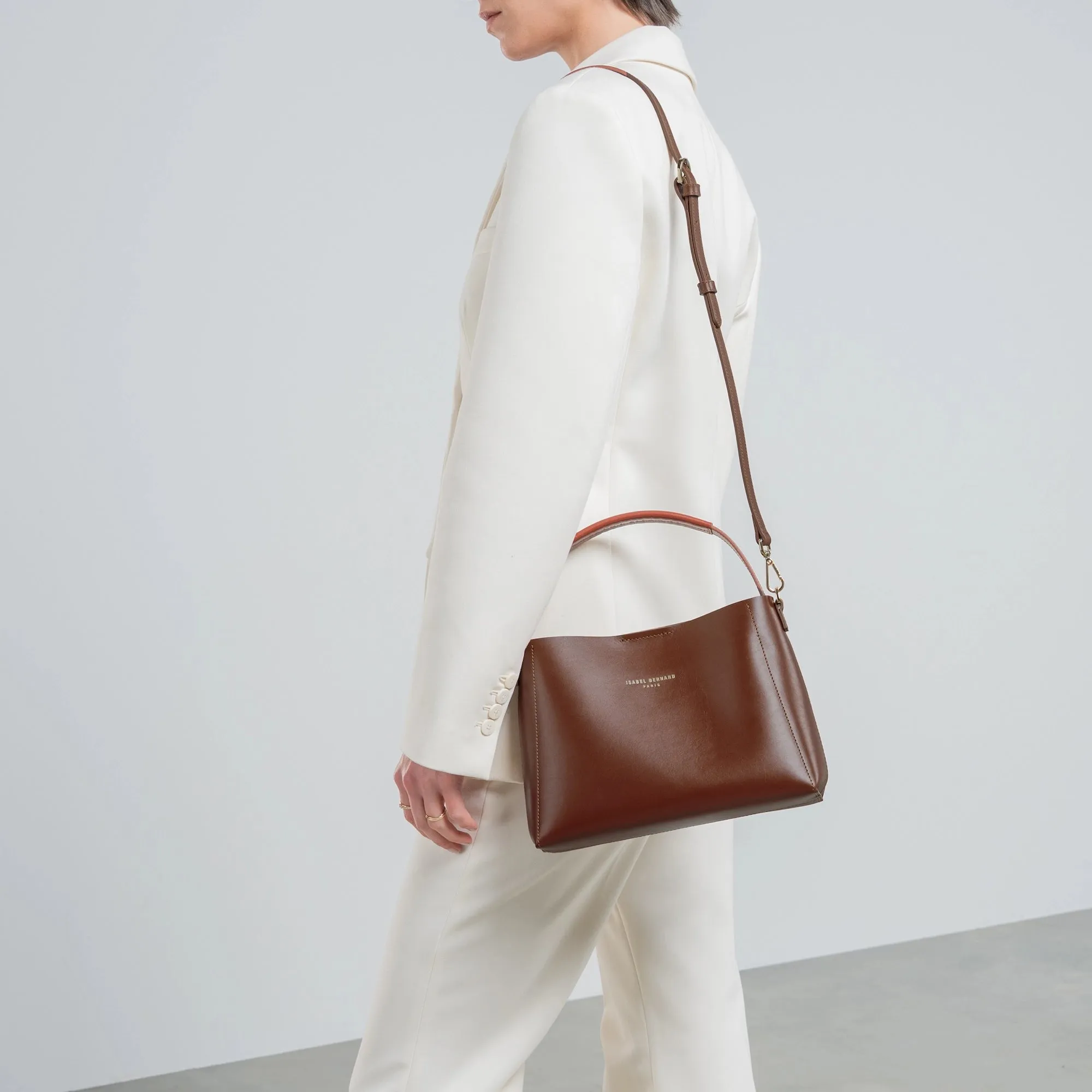 Montmartre Batrice Midi cognac vegetable tanned leather handbag