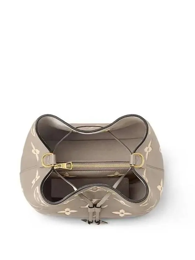 Neonoe MM Shoulder Bag Cream