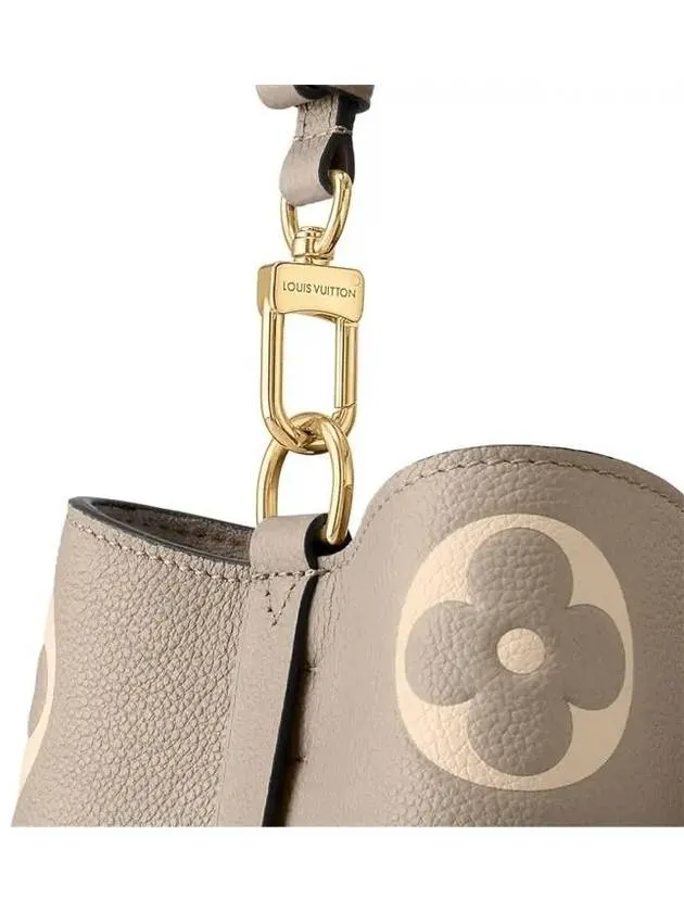 Neonoe MM Shoulder Bag Cream