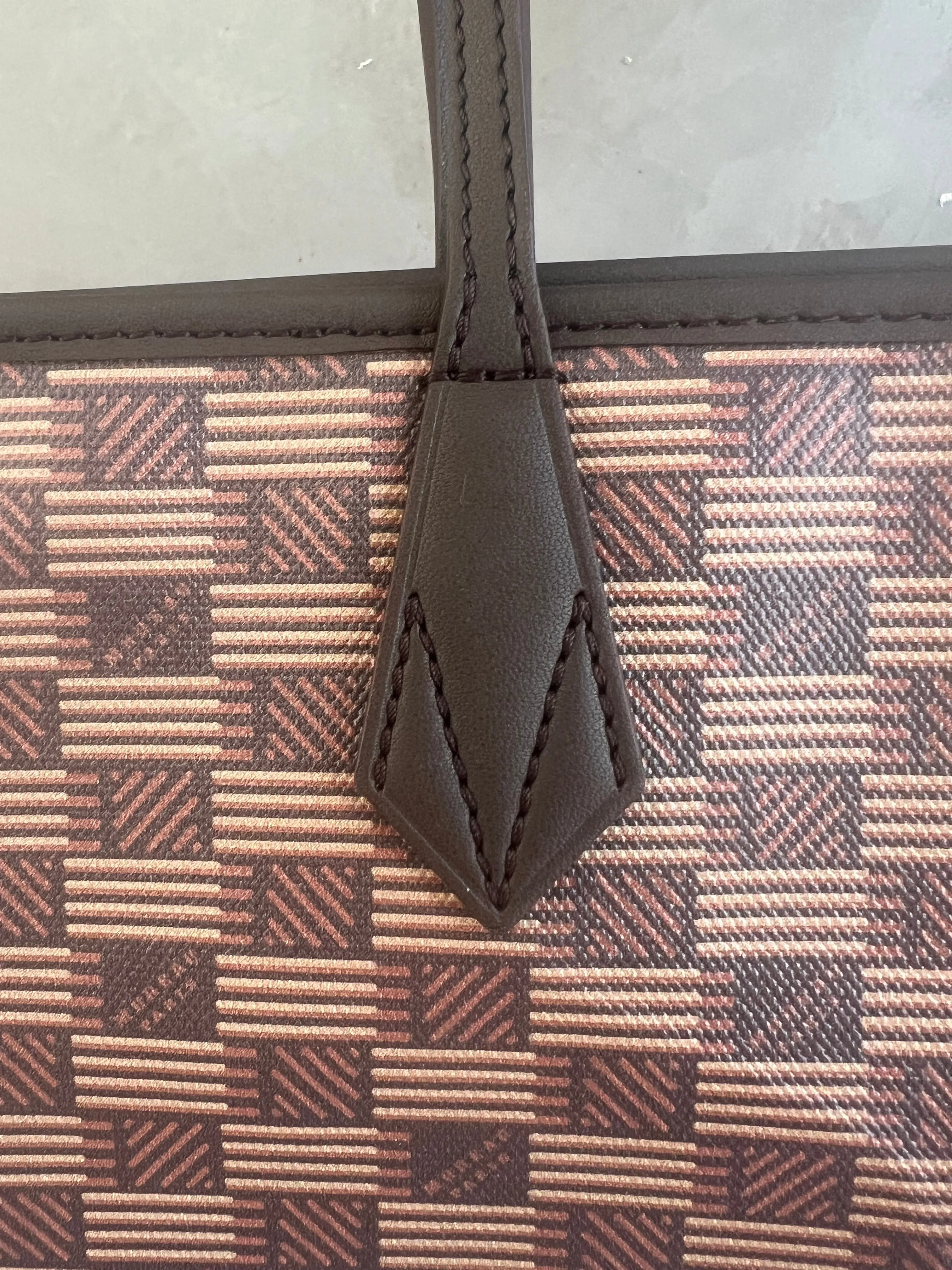 New Saint Tropez Open Tote MM, Chocolate