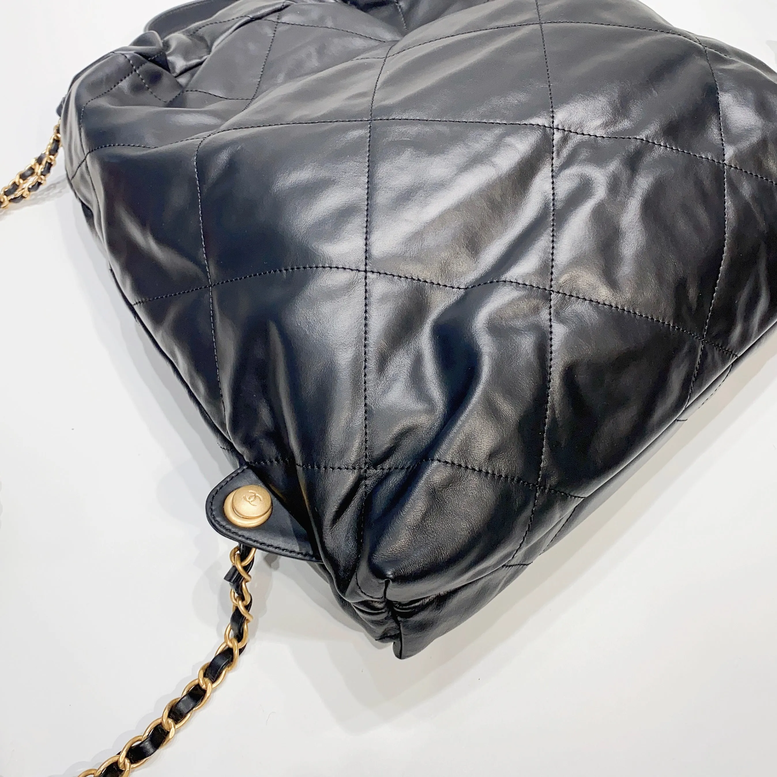 No.3866-Chanel Large 22 Backpack