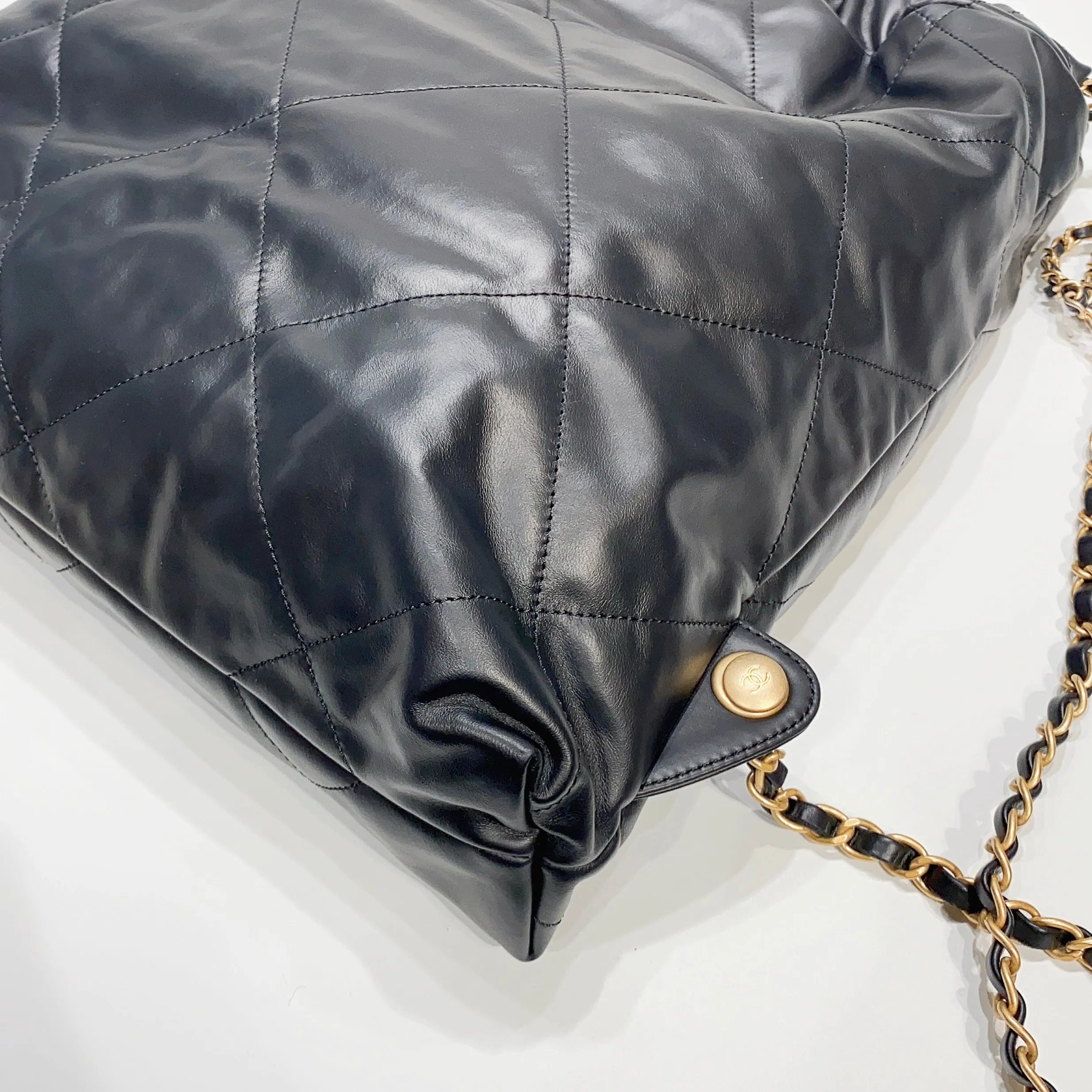 No.3866-Chanel Large 22 Backpack
