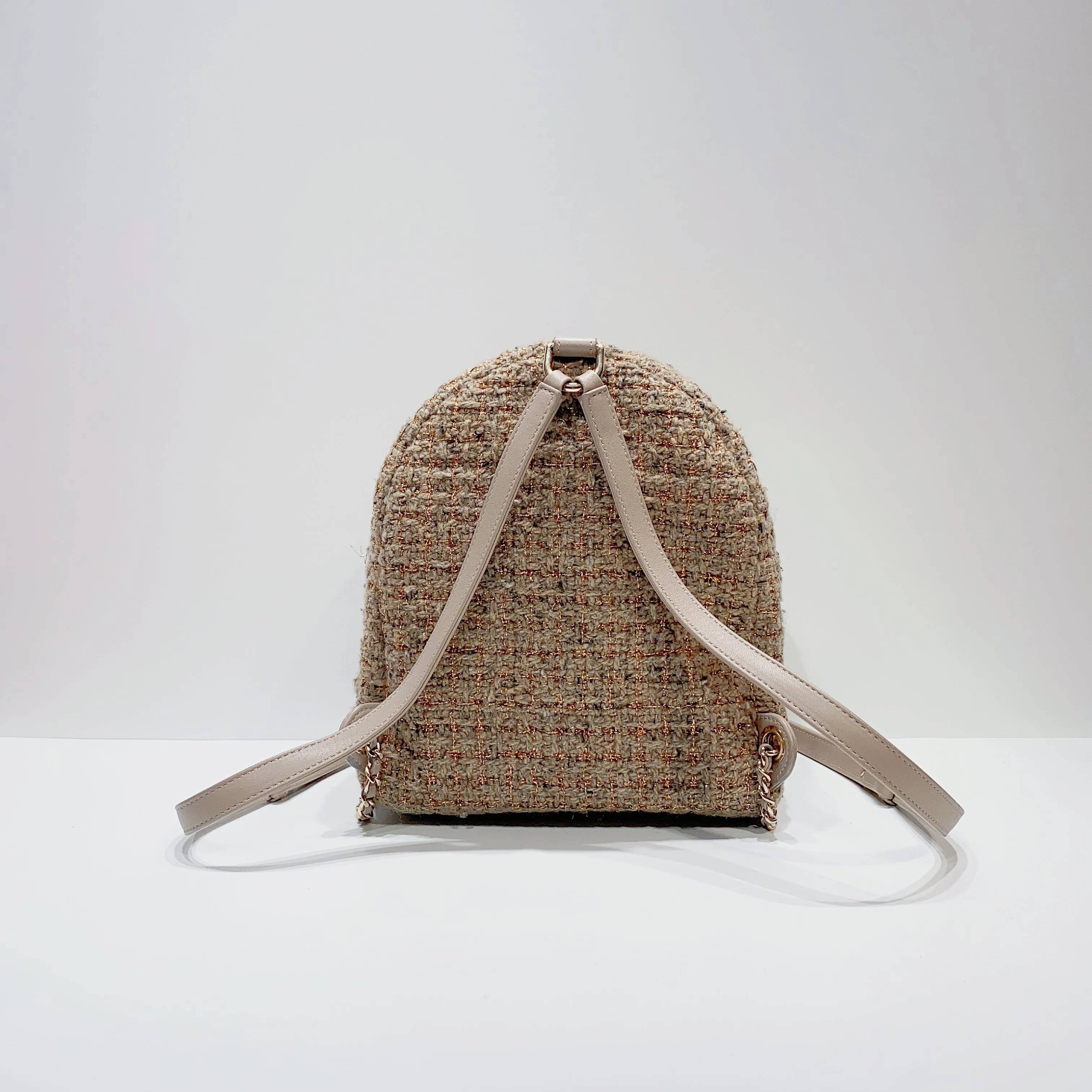 No.3924-Chanel Tweed Back In Town Backpack