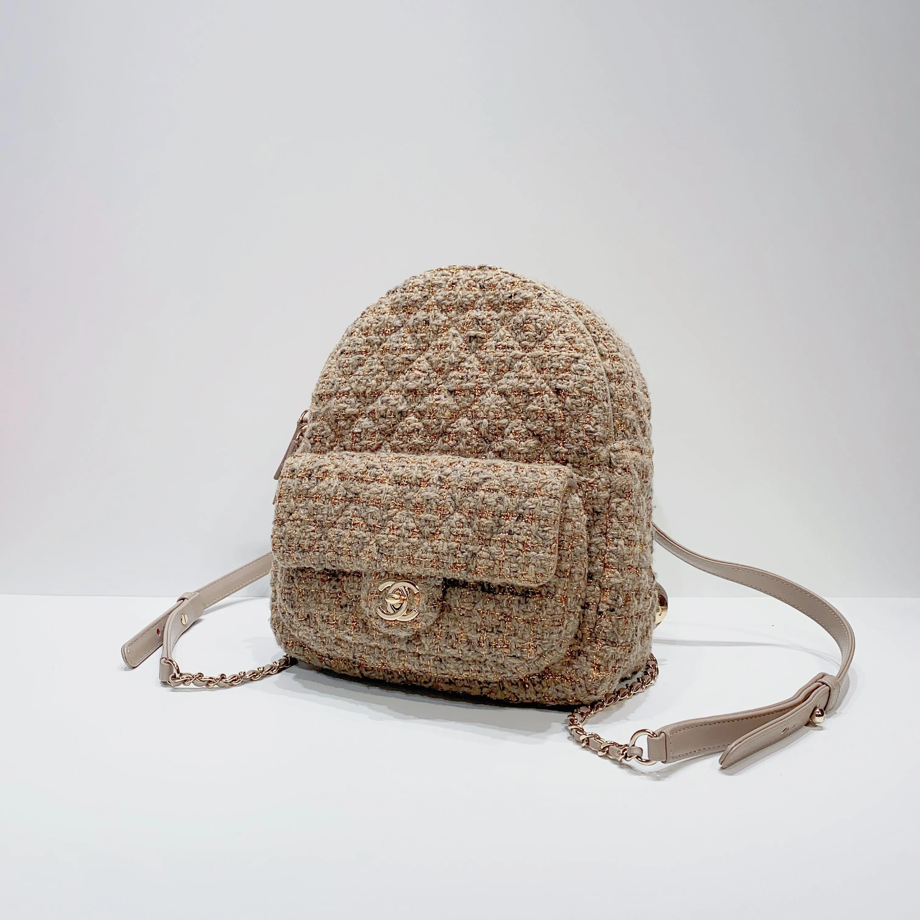 No.3924-Chanel Tweed Back In Town Backpack