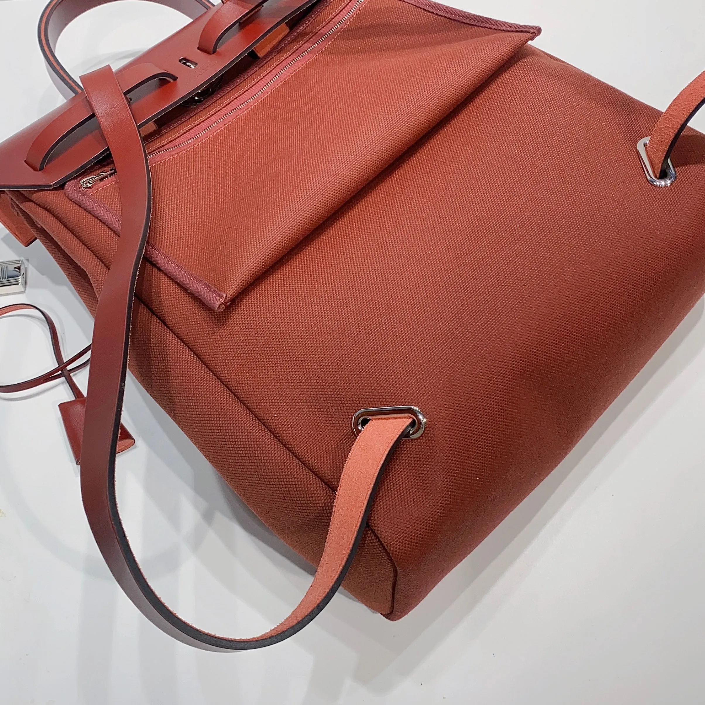 No.3946-Hermes Herbag A Dos Zip Retourne Tilt Backpack (Unused / )