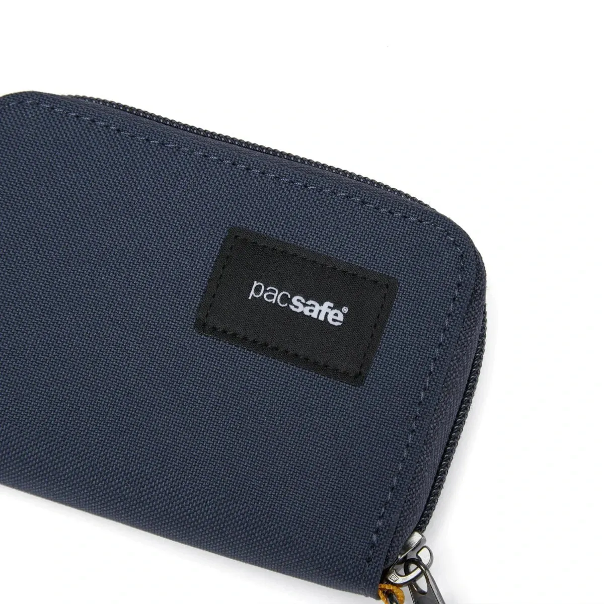 Pacsafe RFIDsafe RFID Blocking Card Wallet