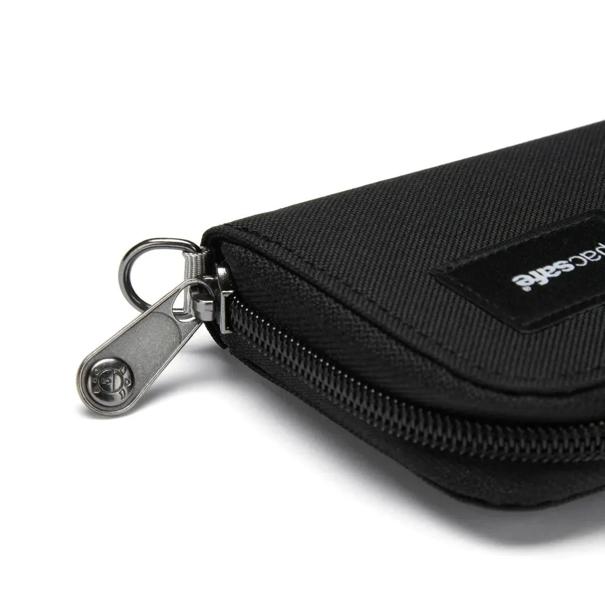 Pacsafe RFIDsafe RFID Blocking Card Wallet