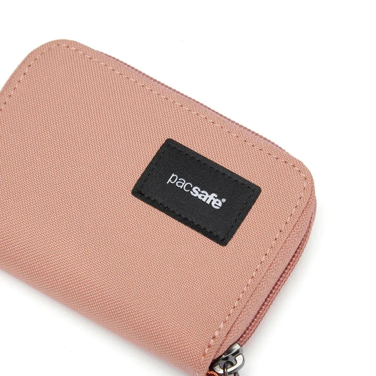 Pacsafe RFIDsafe RFID Blocking Card Wallet