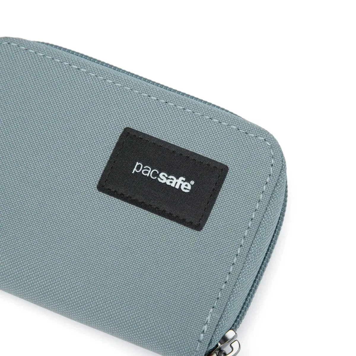 Pacsafe RFIDsafe RFID Blocking Card Wallet