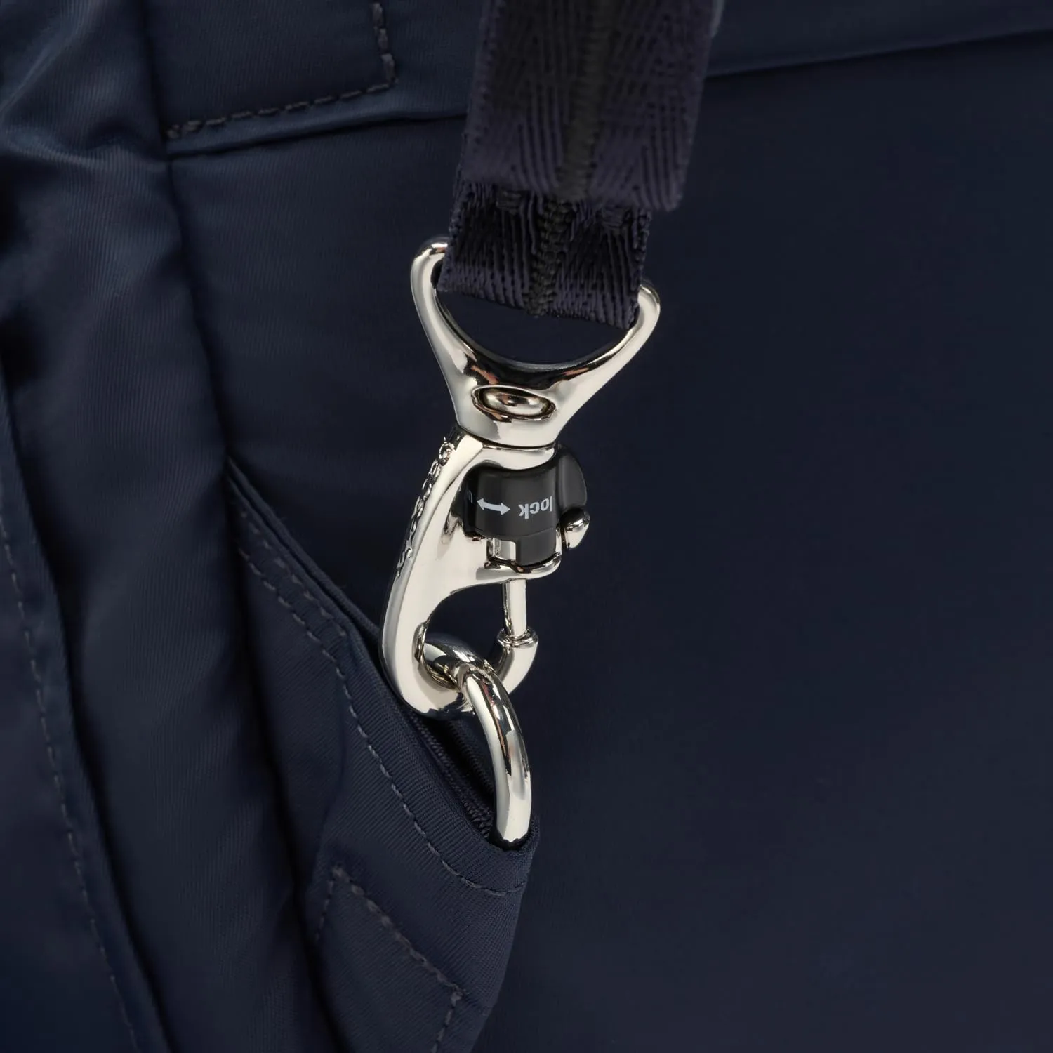 Pacsafe W 10L Backpack
