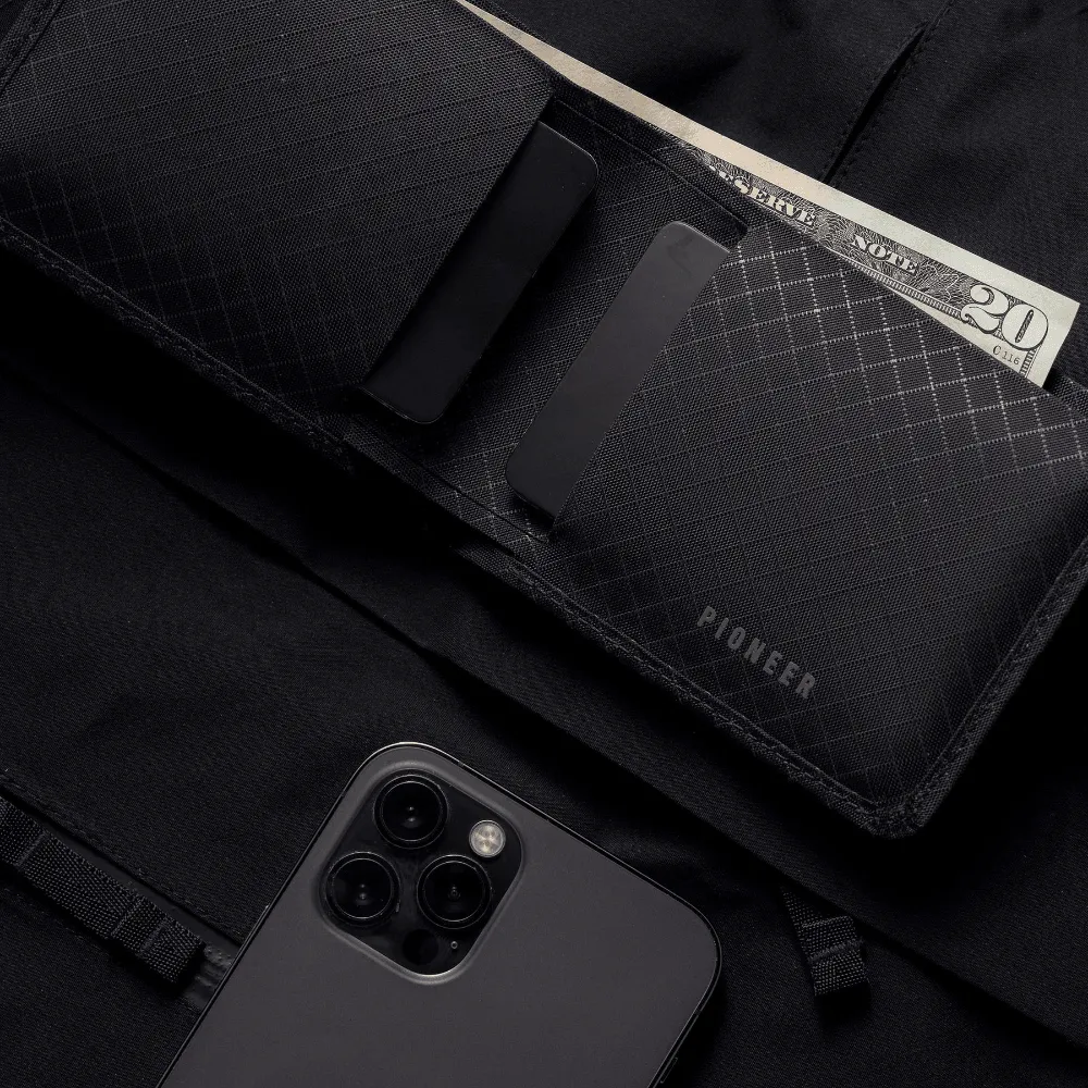 Pioneer Carry The Flyfold 2.0 Wallet