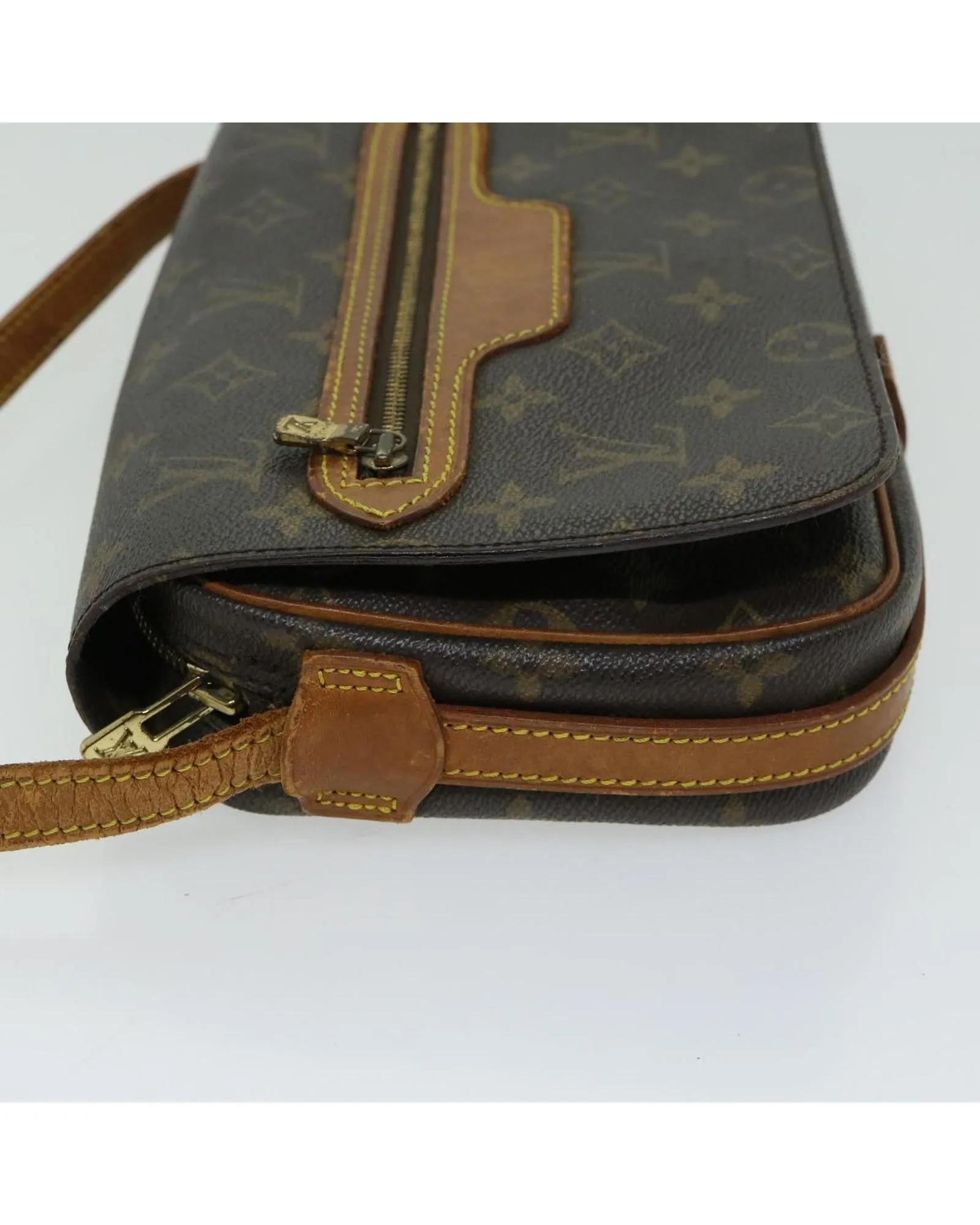 Pochette Croissant Monogram Shoulder Bag