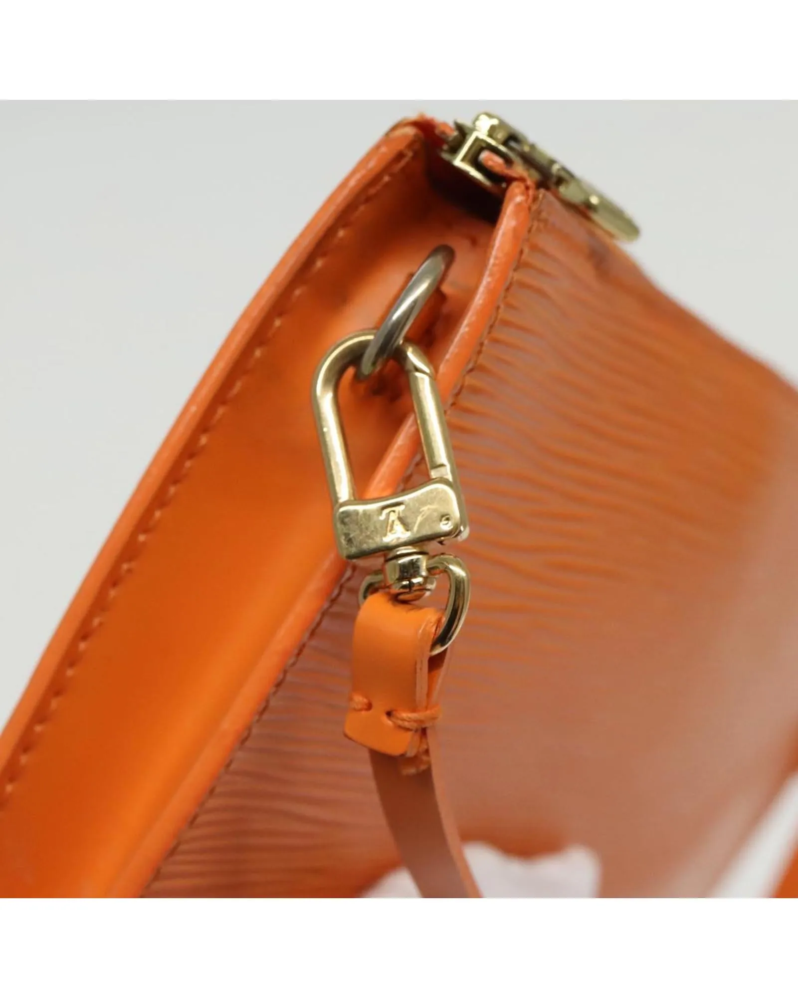 Pochette Epi Leather Shoulder Bag