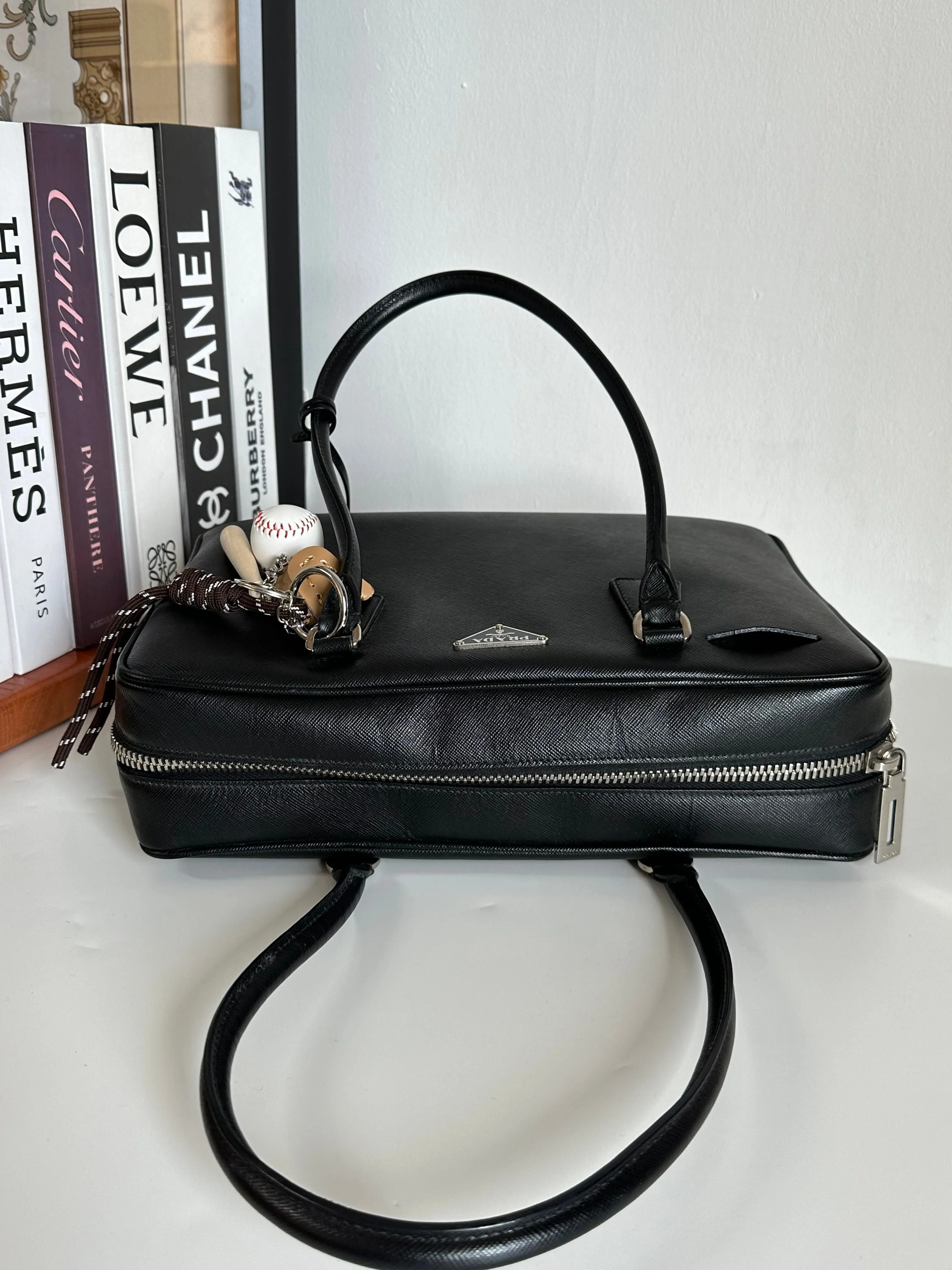 Prada Black Saffiano Leather Bauletto Shoulder Bag #1YIEE IMG_2841