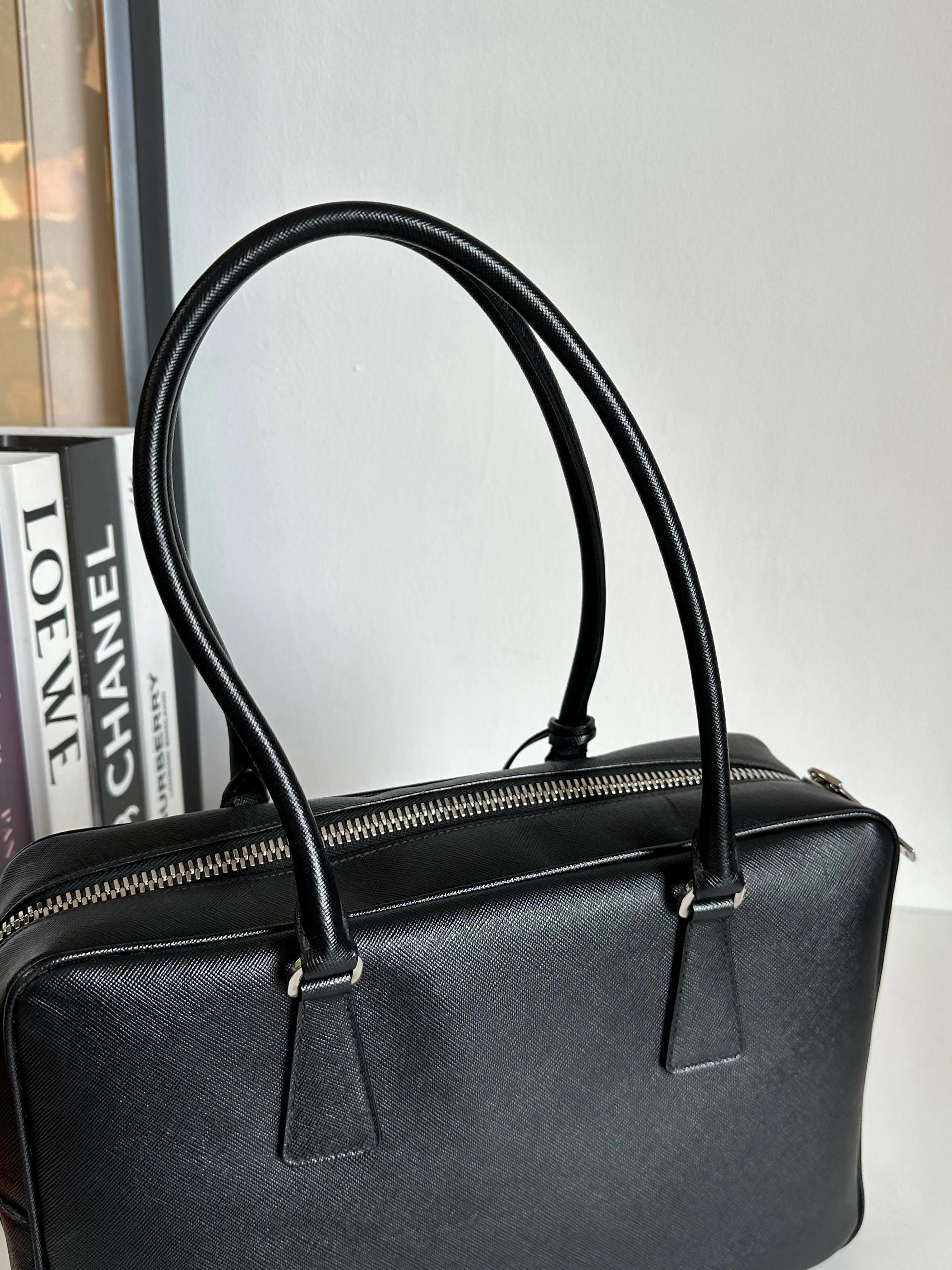 Prada Black Saffiano Leather Bauletto Shoulder Bag #1YIEE IMG_2841