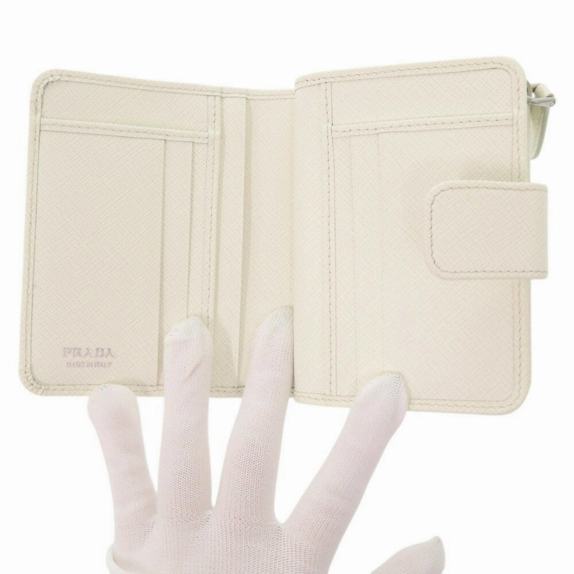 Prada Leather Wallet (Bi-Fold) (Pre-Owned)
