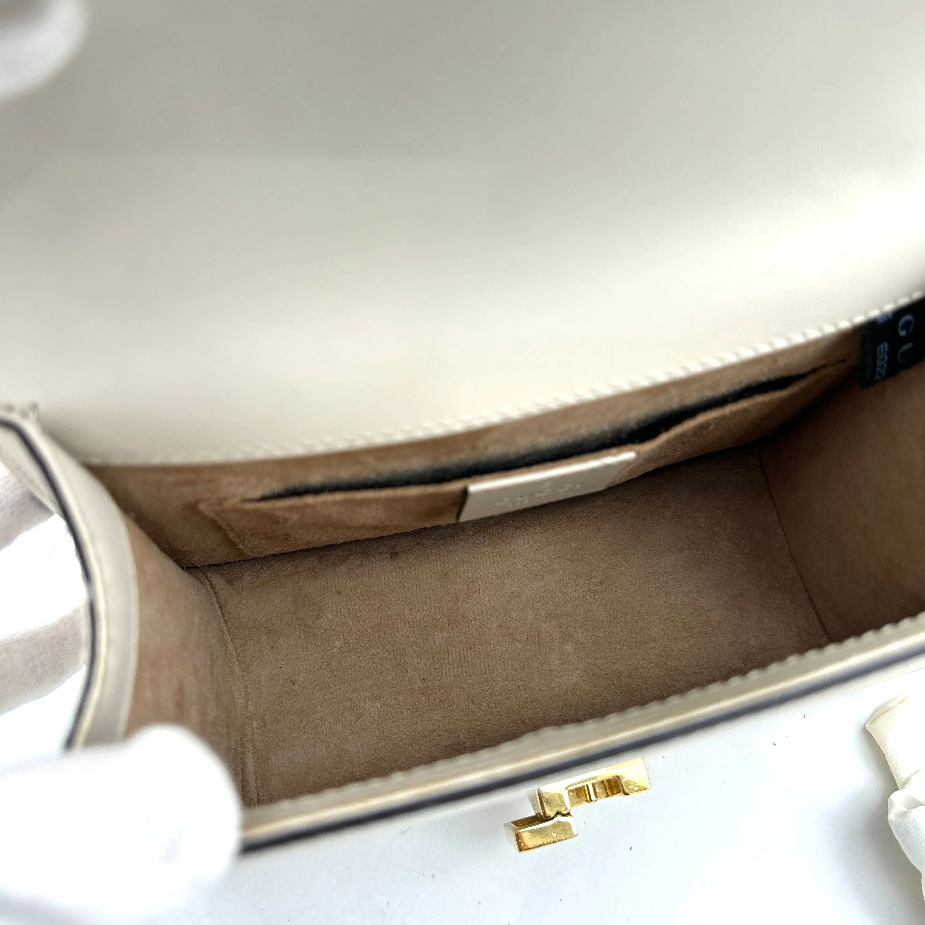 Pre- GUCCI Calfskin Small Sylvie Shoulder Bag Off White LA39741