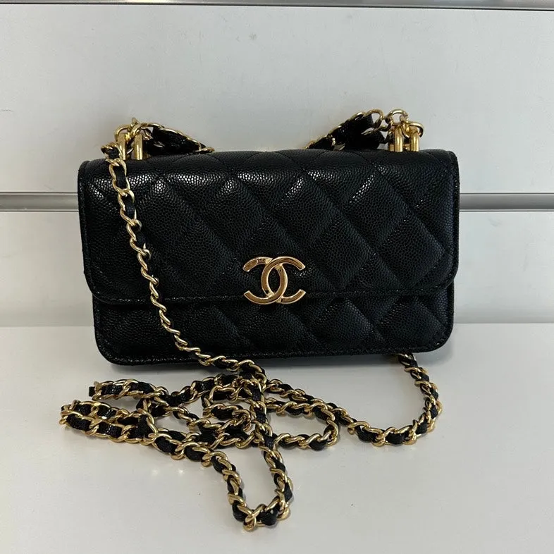 Pre-loved Chanel Classic Black Chain Shoulder Bag 3588