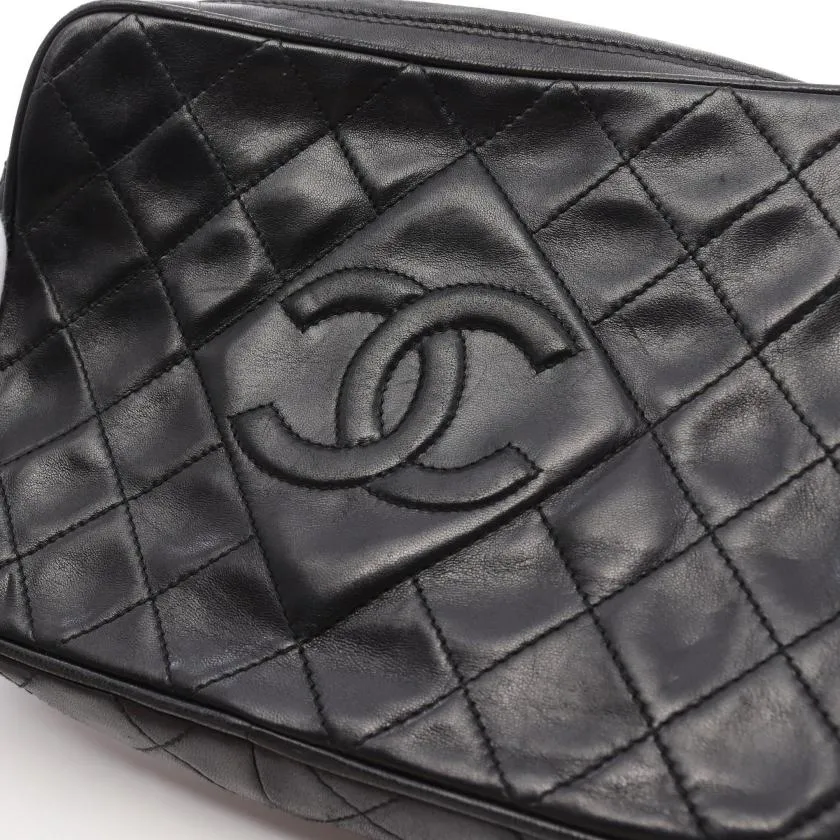 Pre-loved CHANEL Matelasse Chain Shoulder Bag Black Lambskin Gold Hardware Tassel Vintage
