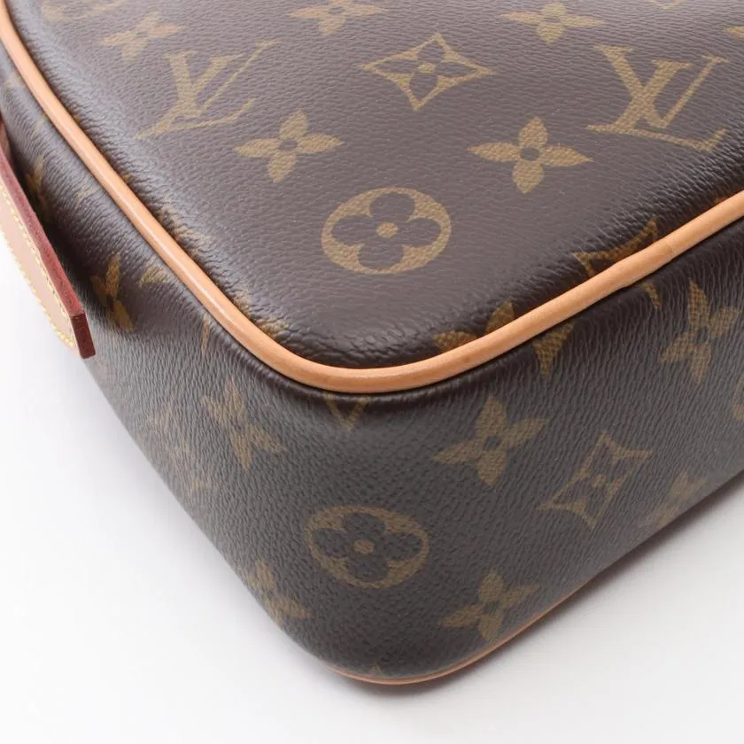 Pre-loved LOUIS VUITTON Monogram Heart Shoulder Bag Brown PVC Leather