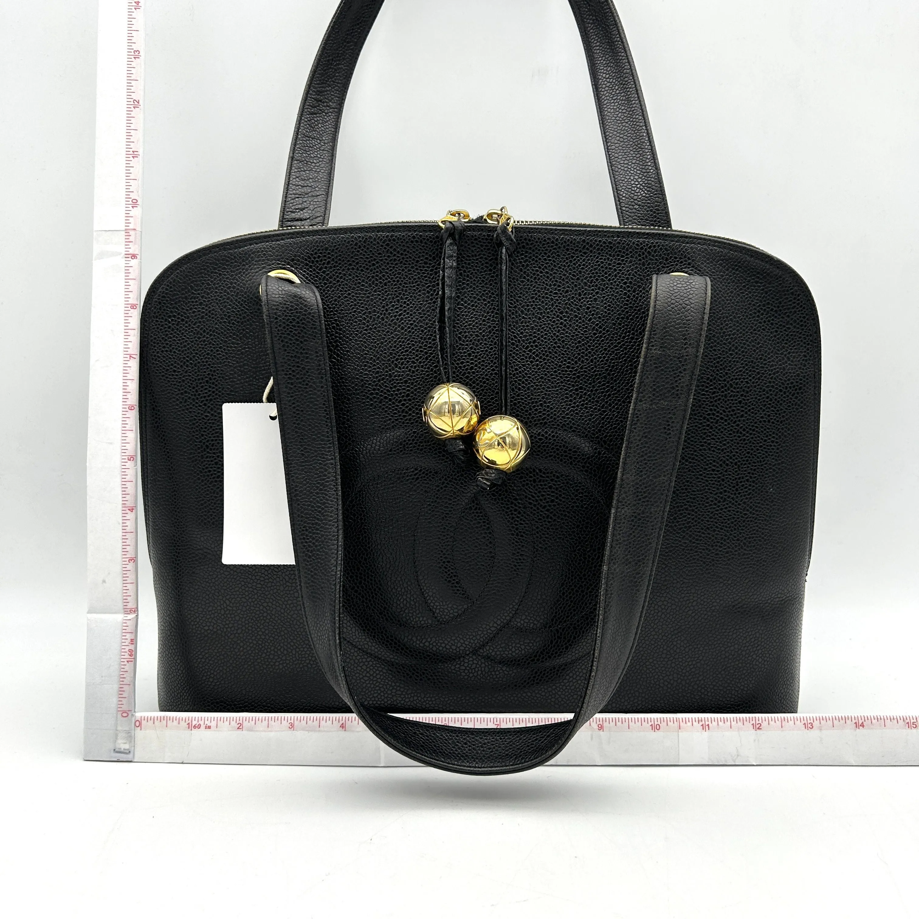 Pre-owned CHANEL Caviar Large CC Shoulder Bag Black  WD012636