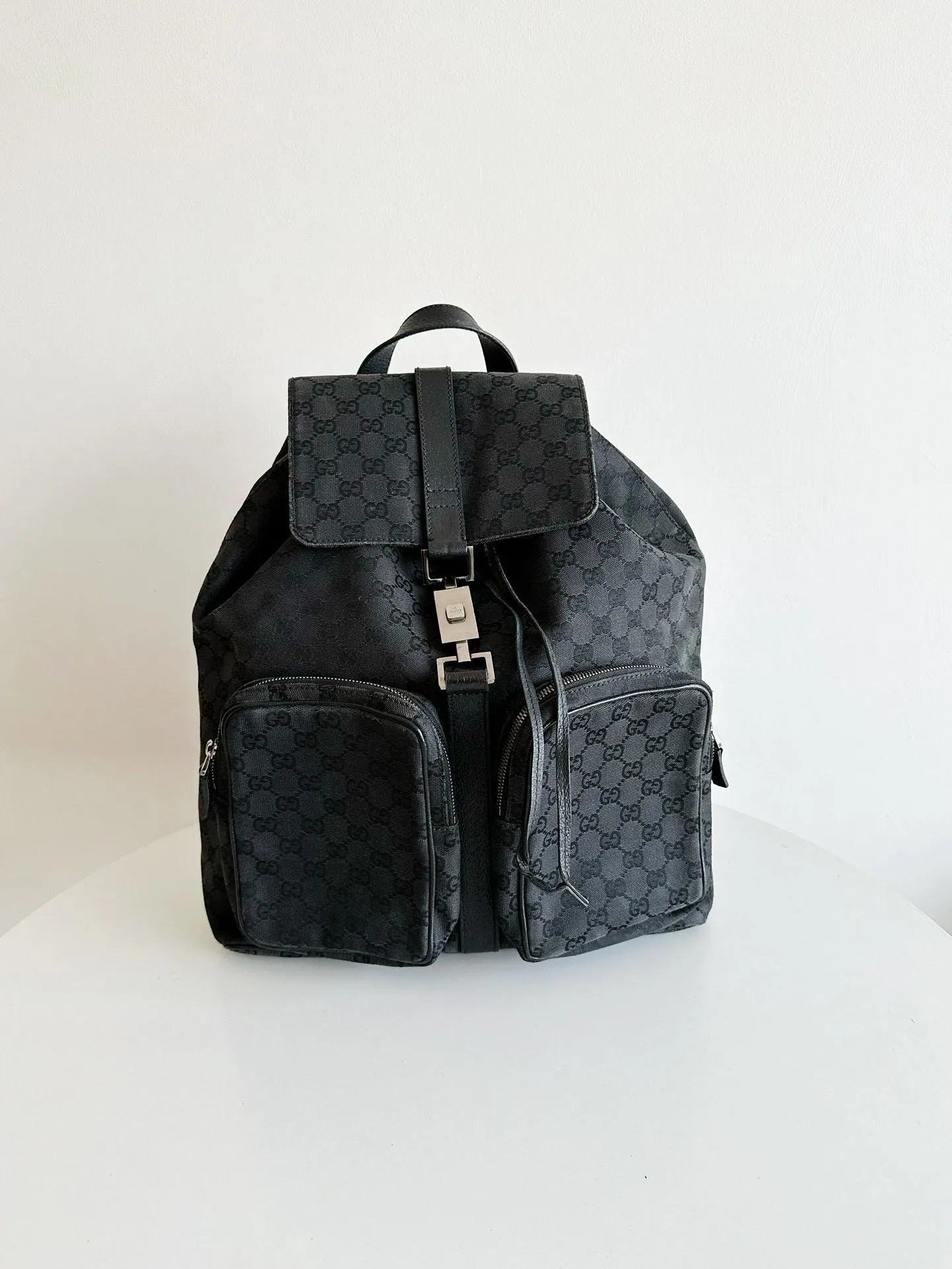 Preloved Gucci canvas backpack black 29*32cm