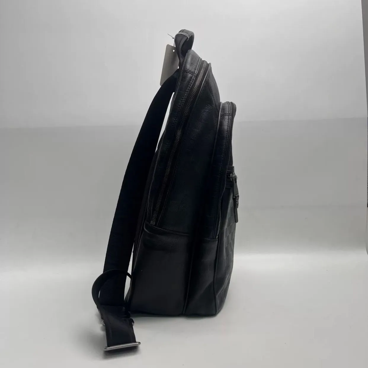 preloved Louis Vuitton (LV)  backpack 24x47cm black 22528