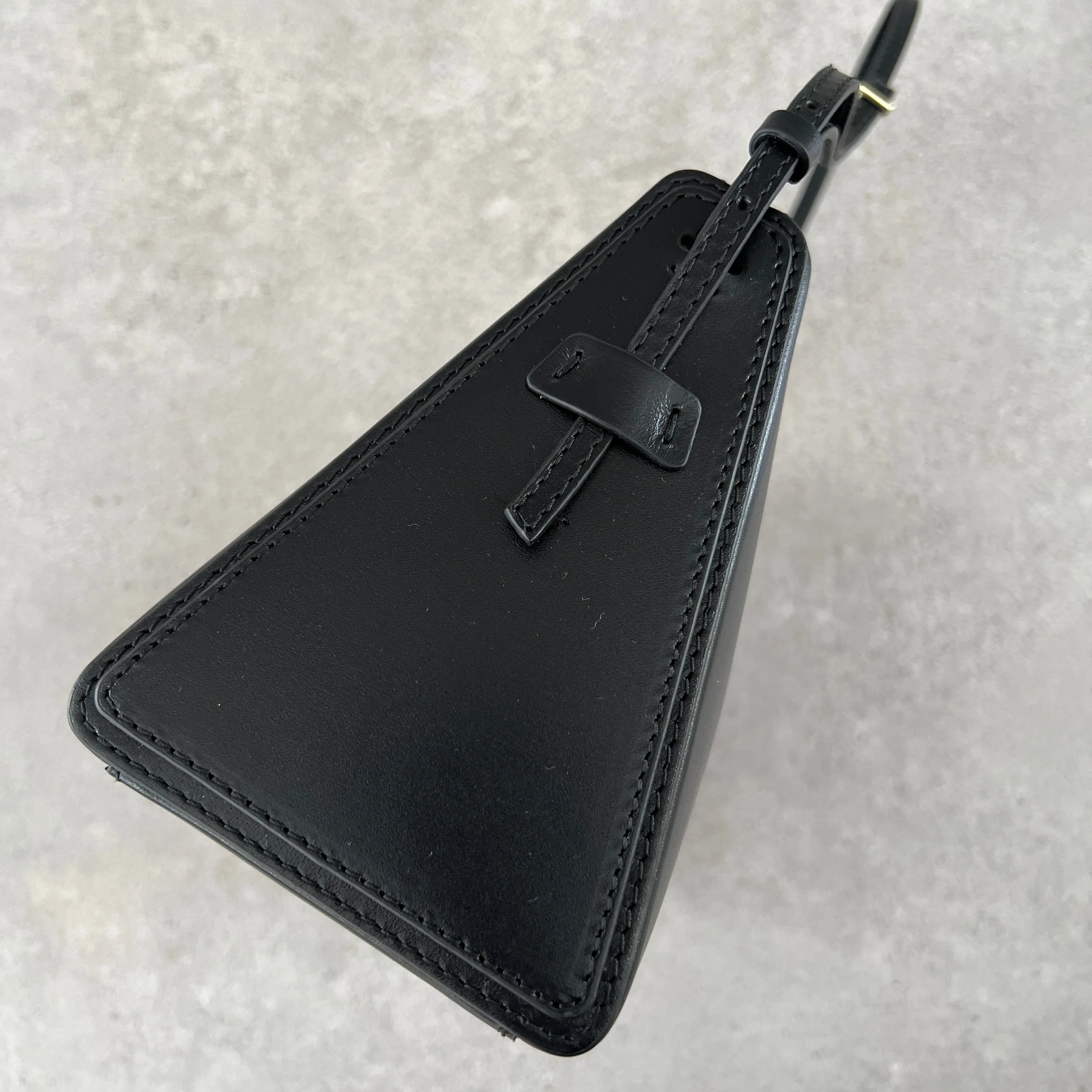 Prism, Black