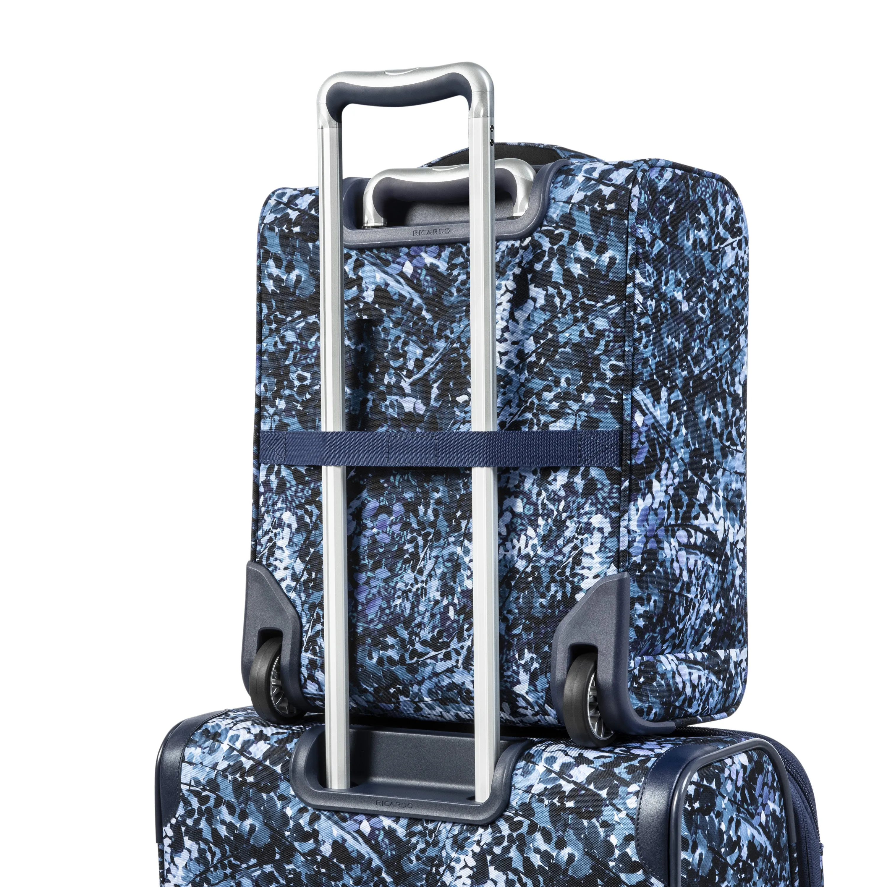 Ricardo Beverly Hills Seahaven 16" Rolling Tote