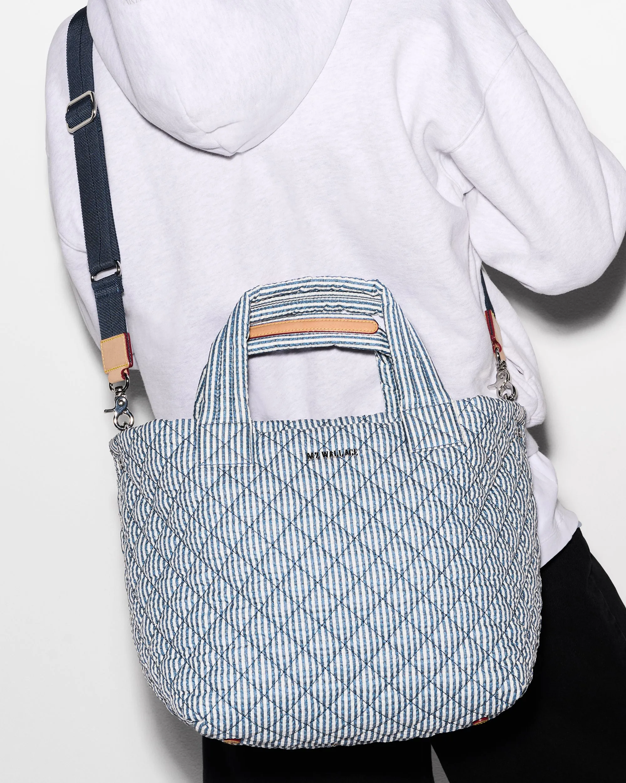 Seersucker Small Metro Tote Deluxe