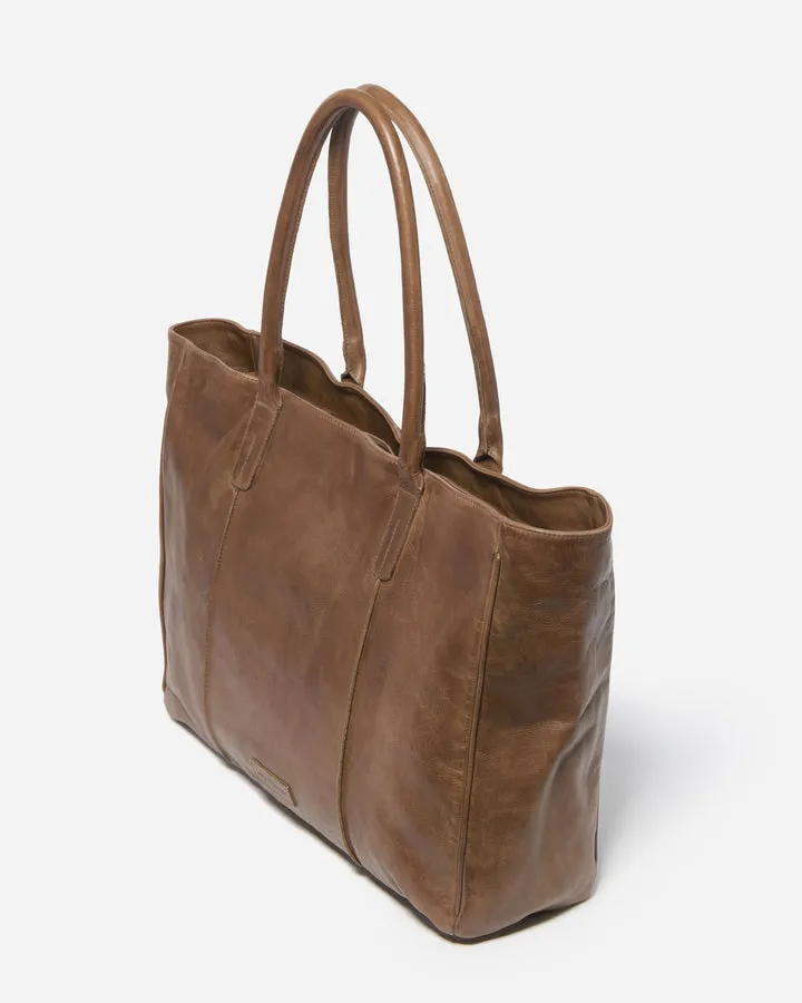 STITCH & HIDE WASHED LEATHER LONDON TOTE TAUPE - FREE WALLET POUCH