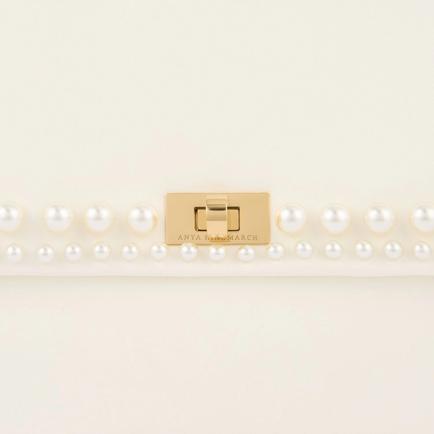 Valorie Pearl Bead Clutch