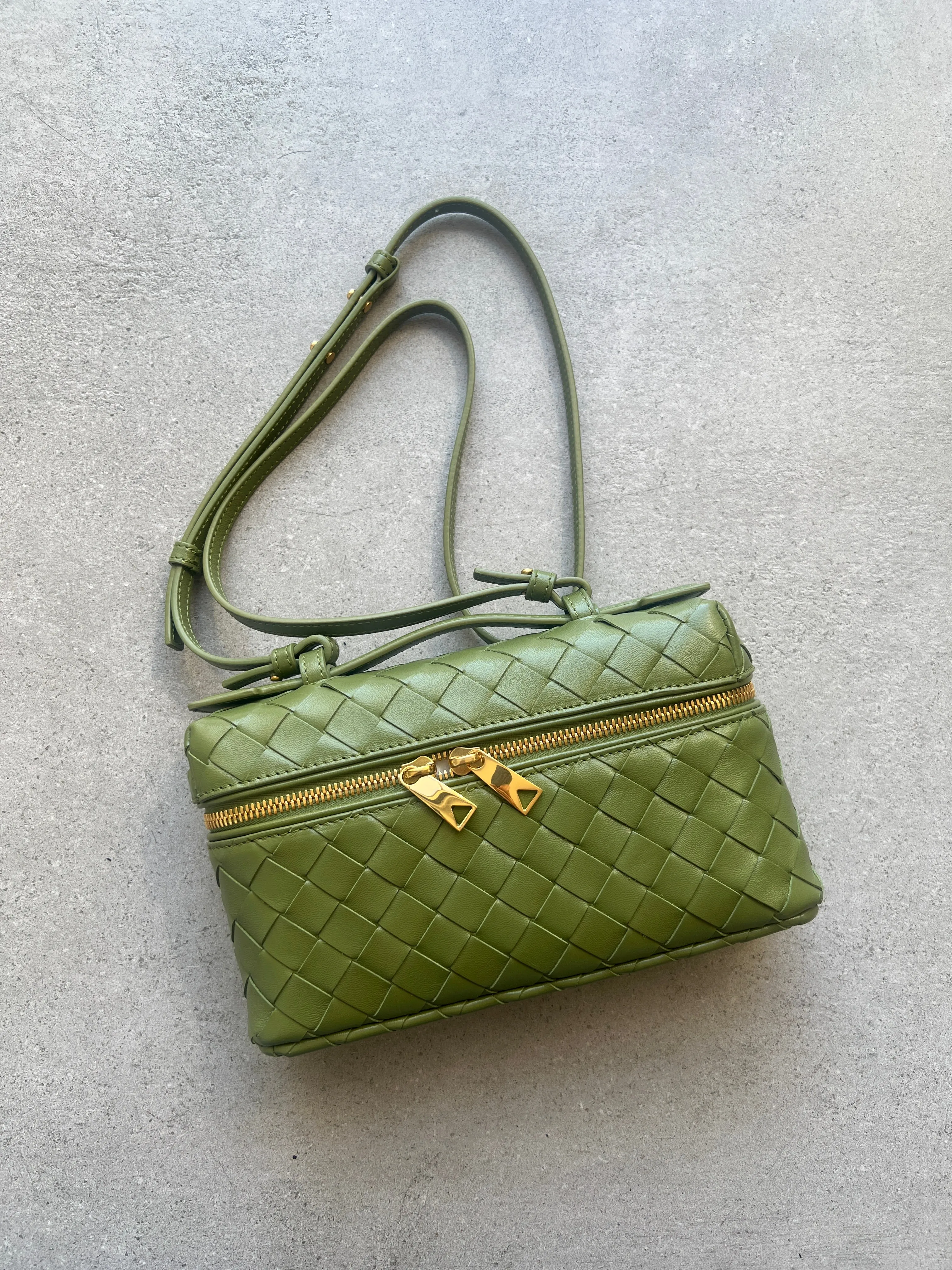 Vanity Bang Bang Crossbody, Matcha