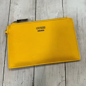 Wallet By Guess, Size: Medium