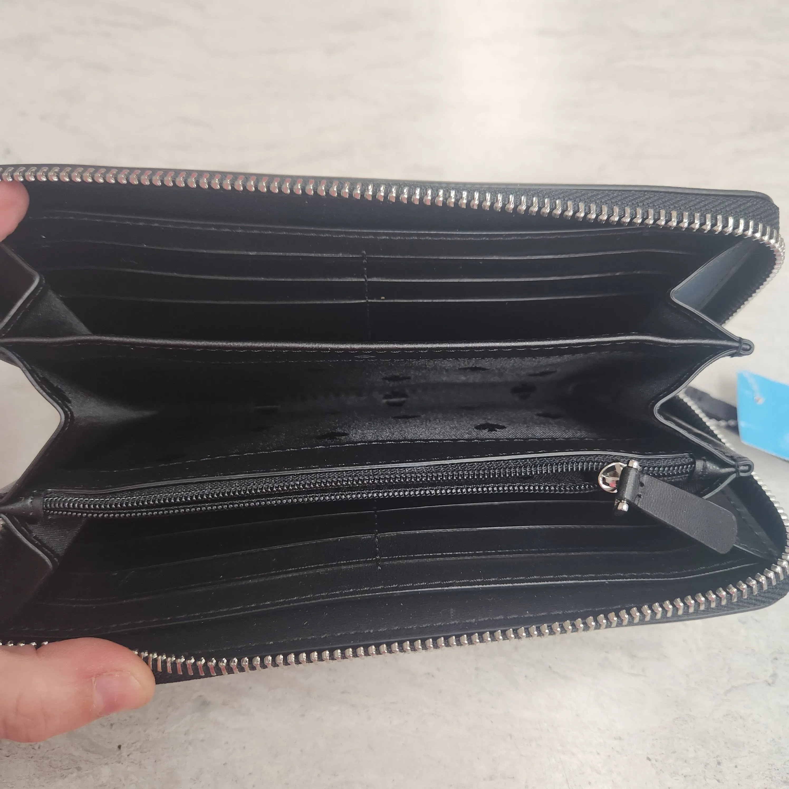 Wallet Designer By Kate Spade  Size: Large