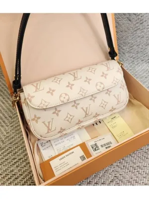 Wallet on chain Ivy shoulder bag