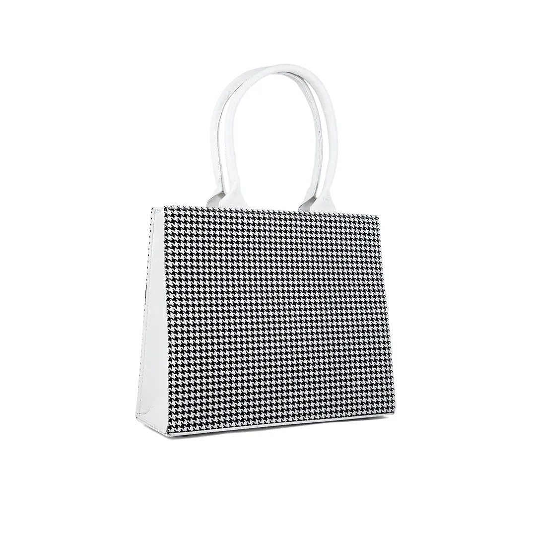 White Formal Hand Bag P55652