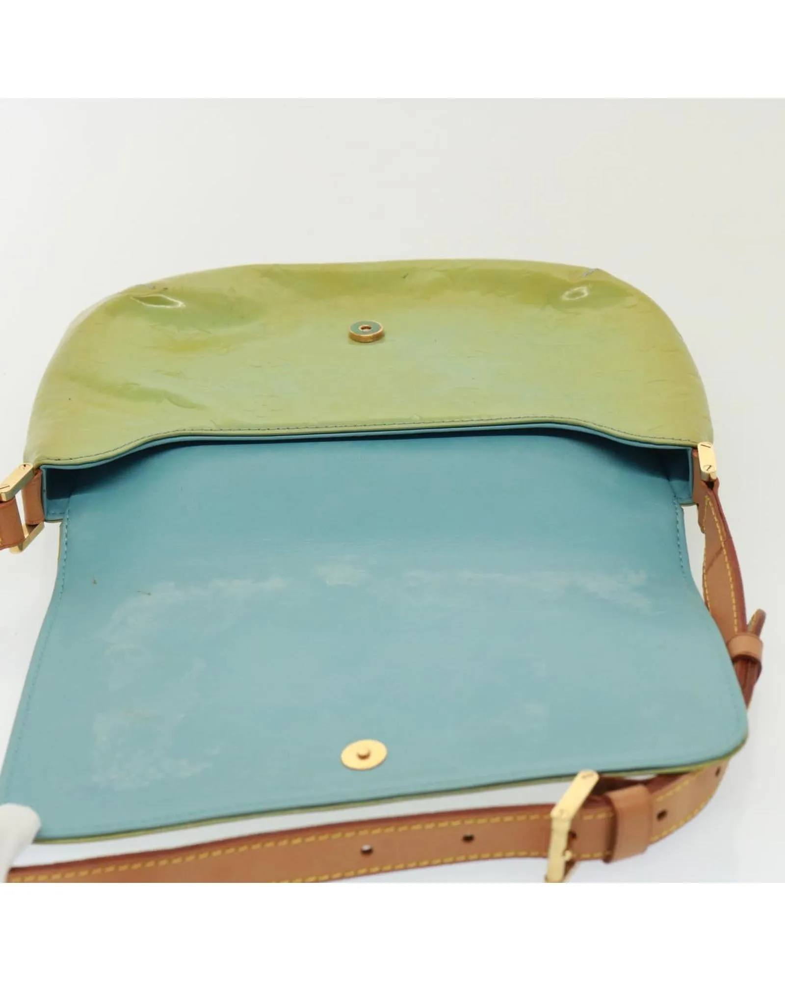 Willow PM Monogram Vernis Shoulder Bag