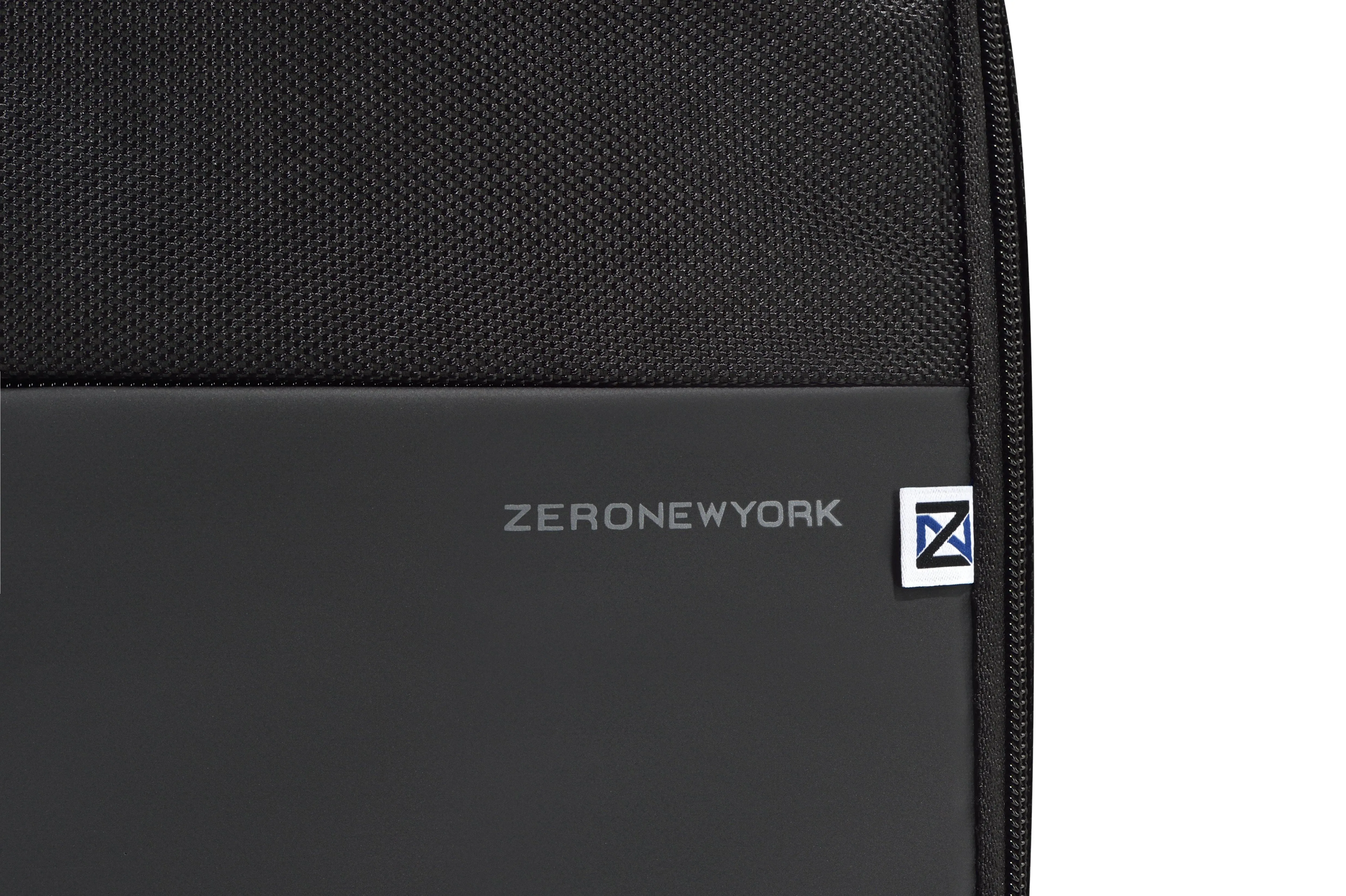 ZERO Halliburton Gramercy Large Shoulder Bag